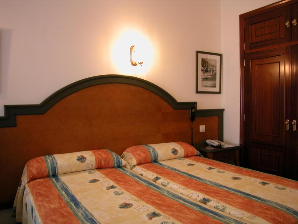Hotel Touris Ardía Exteriör bild